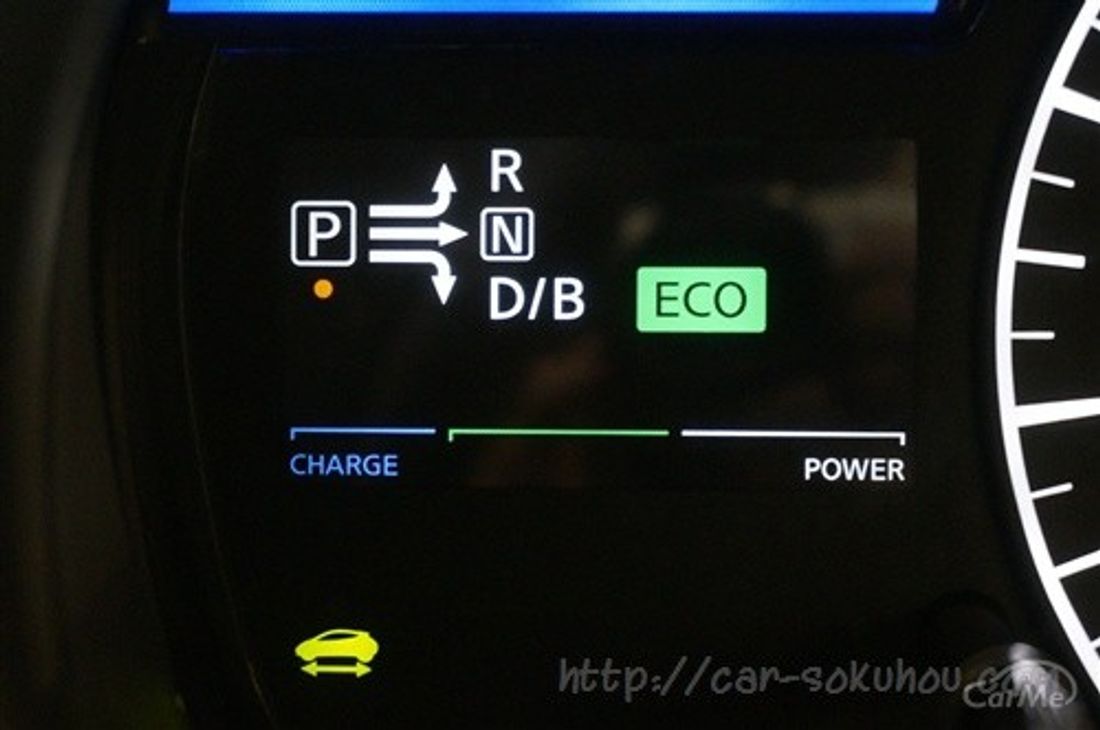 日産 ノート e-power 2016