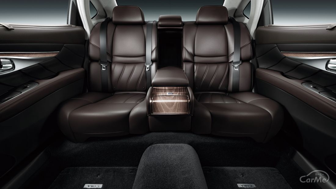 トヨタはセンチュリー ホンダはレジェンド 国産フラッグシップモデルは