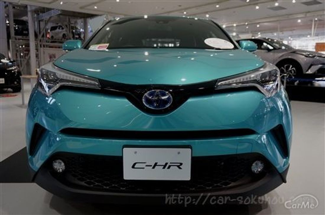 トヨタ C-HR 2017