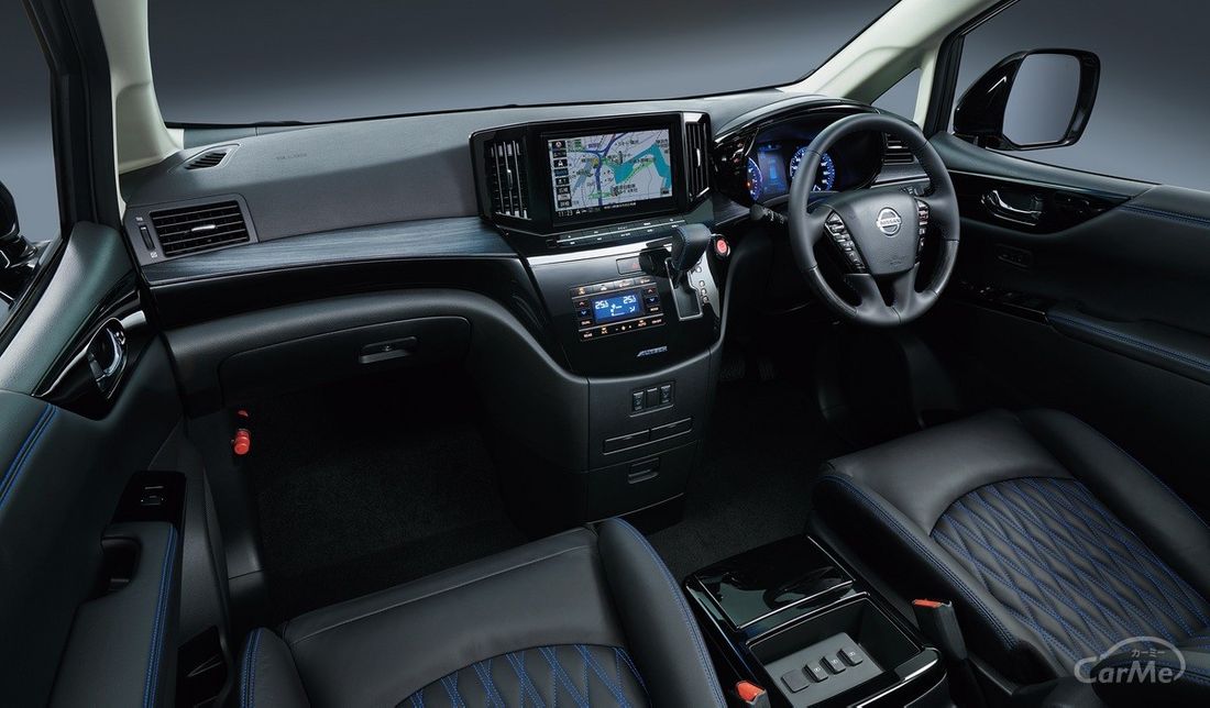 日産 3代目エルグランドは機能性と快適性を両立したシートで上質な乗り心地を実現