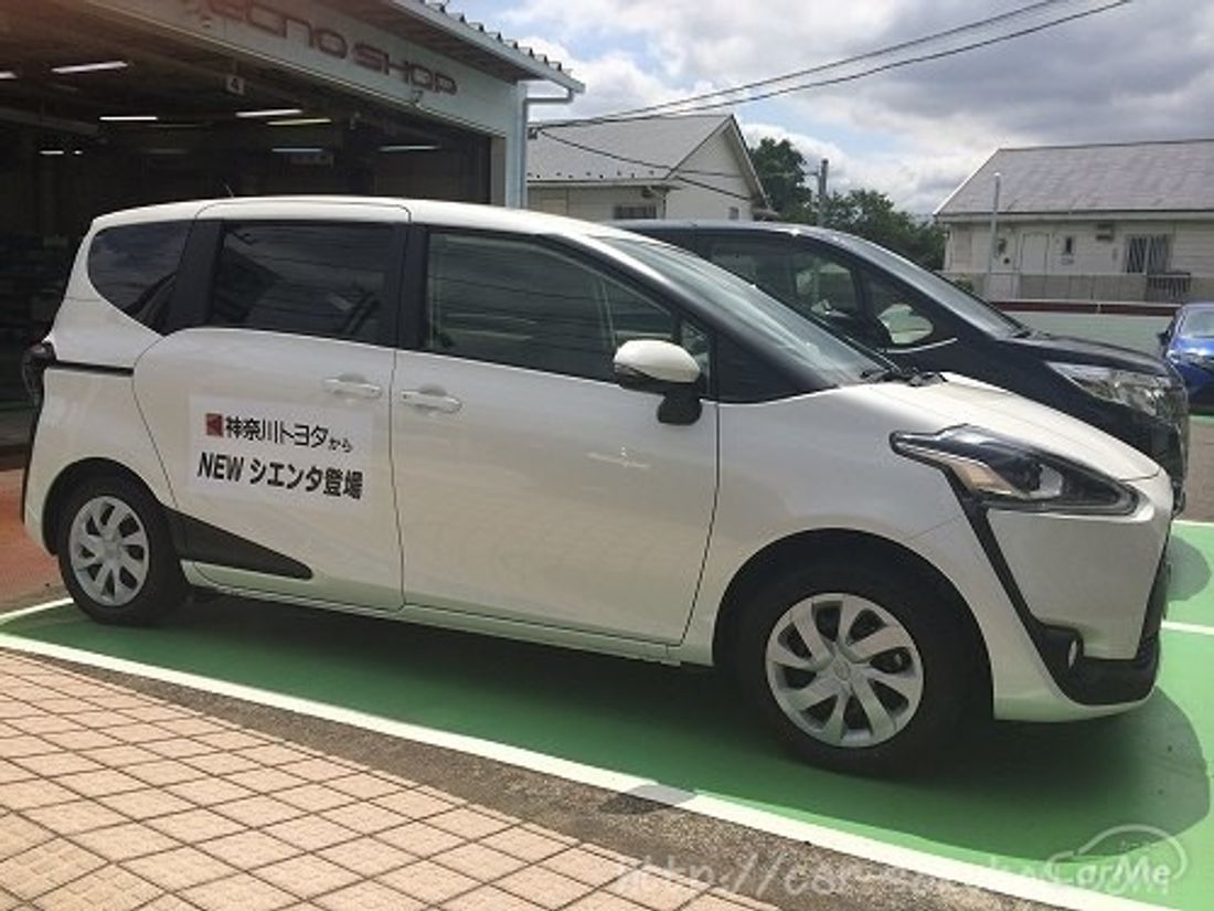 トヨタ シエンタ 2015