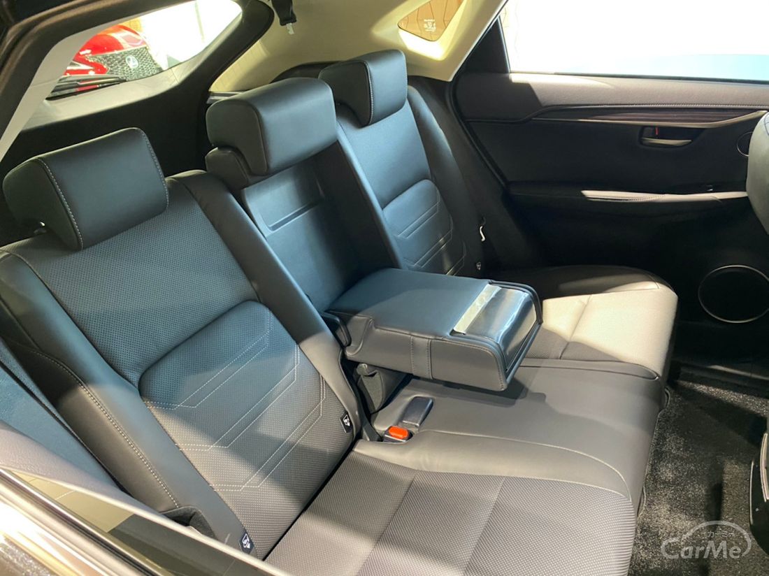 レクサス初のコンパクトsuv レクサス 初代nxは支払総額703万40円 実際に見積もり取ってみた の写真 4枚目