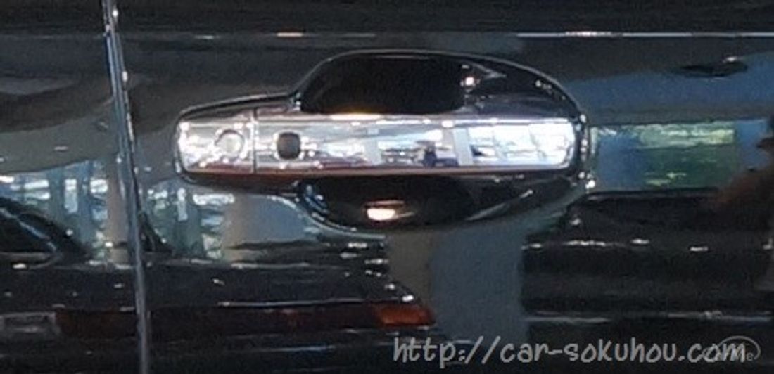 トヨタ ランクル200 2015