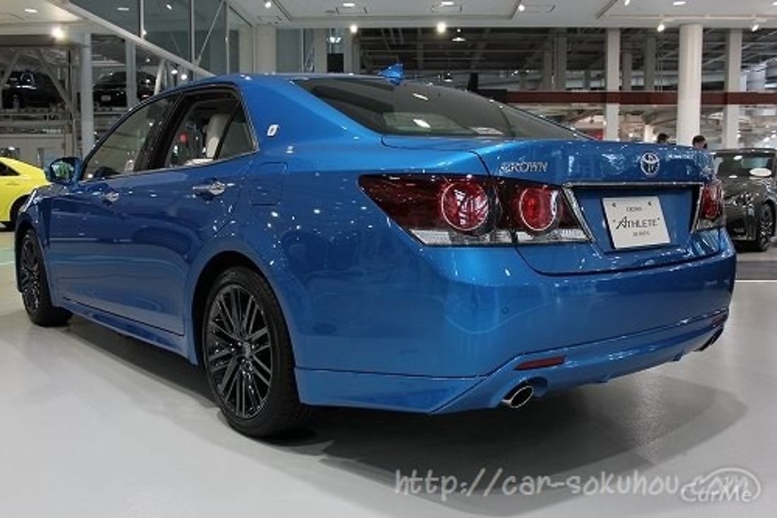 トヨタ クラウンアスリート 2015