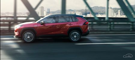 トヨタ 5代目RAV4 PHV