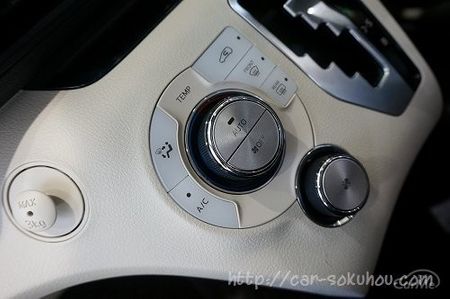 トヨタ シエンタ 2015