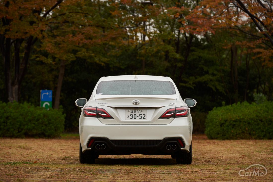 トヨタ クラウン RS 黒田明