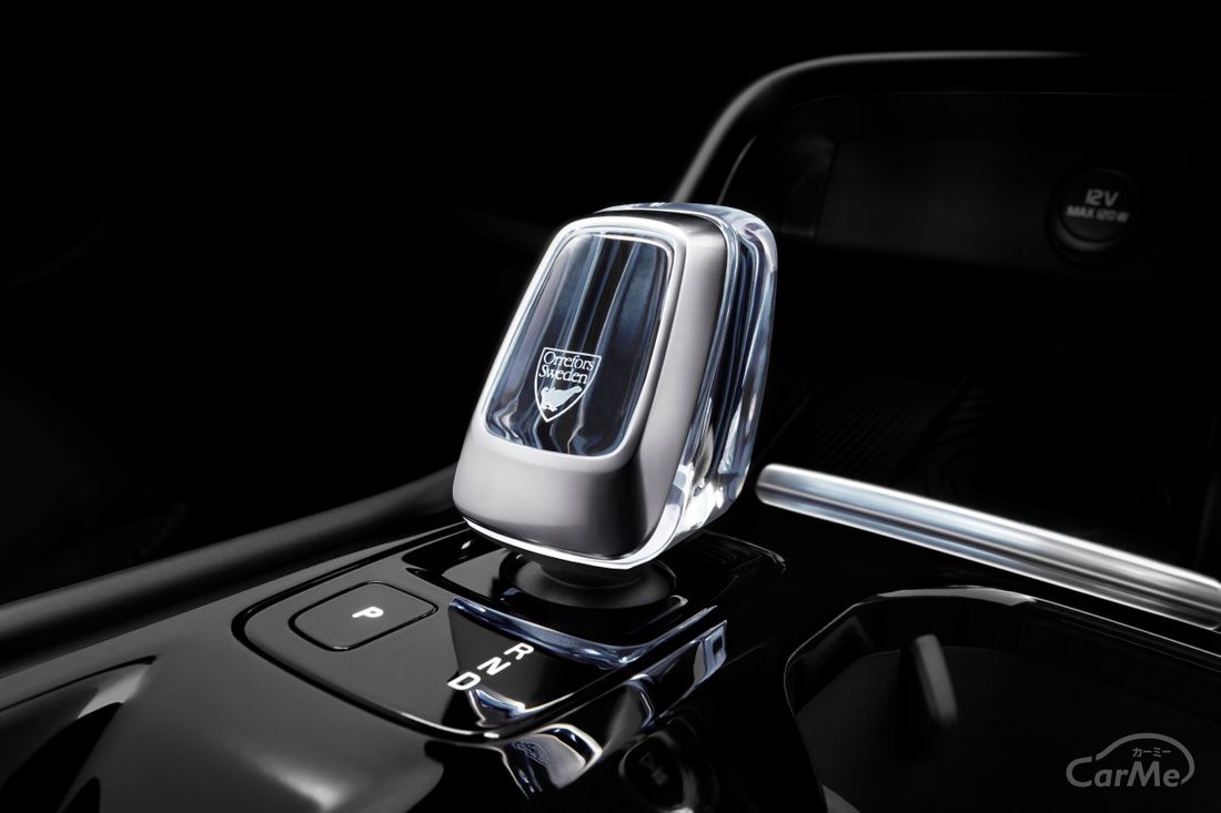 ボルボ XC40 2018