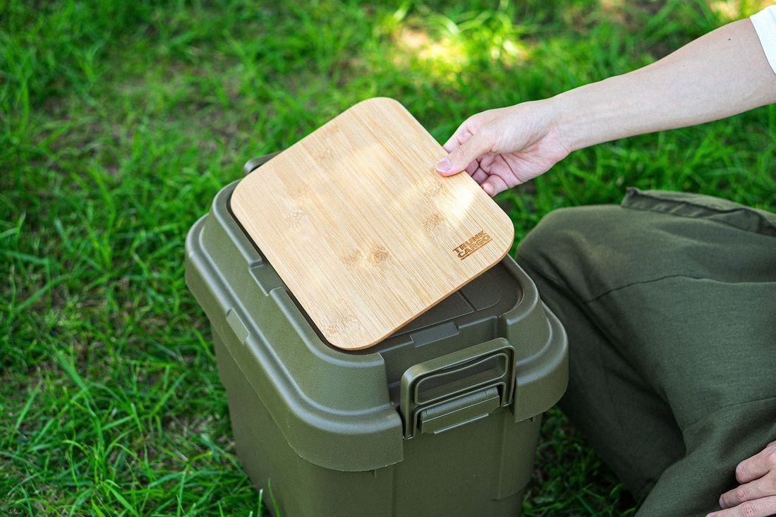 キャンプ収納の定番「トランクカーゴ」から専用のテーブルボードが登場
