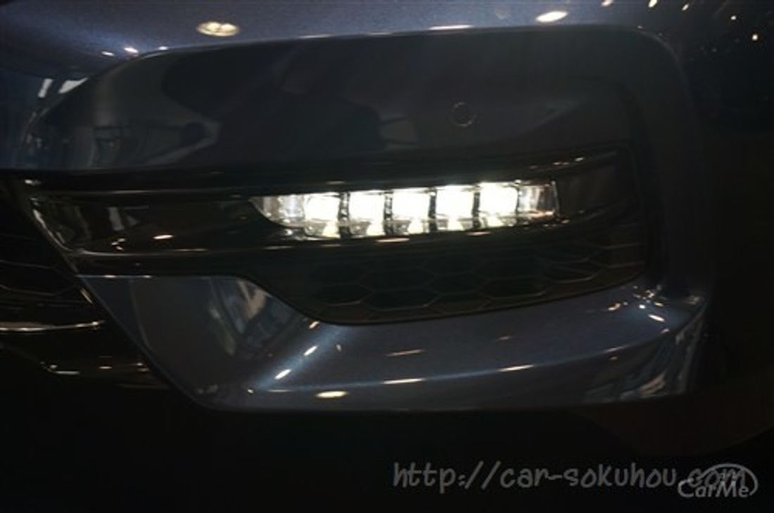 ホンダ アコードハイブリッド 2016