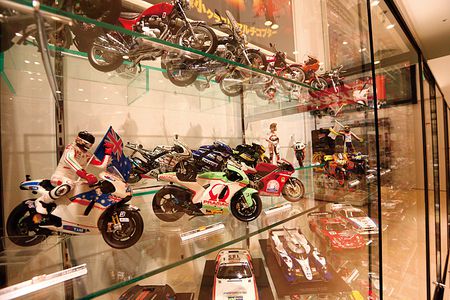 買い物ついでに寄りたいミニカーショップ 京商ビレッジ 車ニュース 中古車情報 中古車検索なら 車選びドットコム 車選び Com 買い物ついでに寄りたいミニカーショップ 京商ビレッジ 車ニュース 中古車情報 中古車検索なら 車選びドットコム 車選び Com