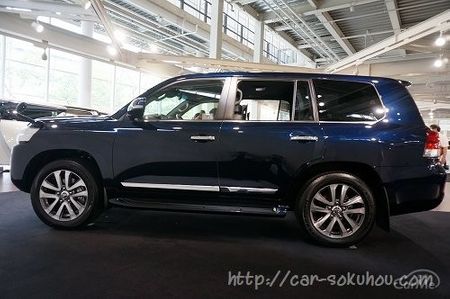 サイドのデザインも大幅変更 ランクル0外装画像レビュー２ 車ニュース 中古車情報 中古車検索なら 車選びドットコム 車選び Com