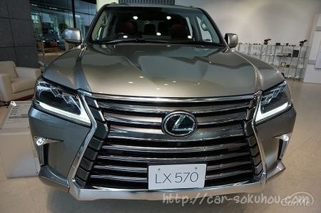 トヨタ ランクル200 2015