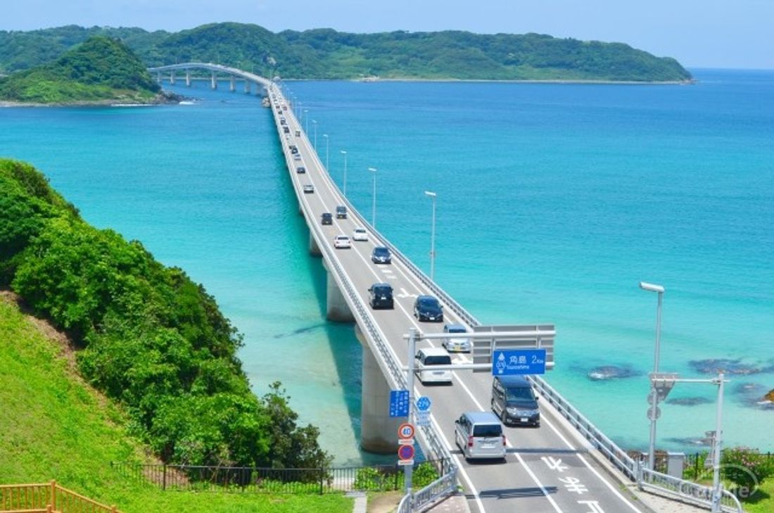 天に続く道 や 車で走れる砂浜 など 日本の絶景道路5選 全国 By 車選びドットコム