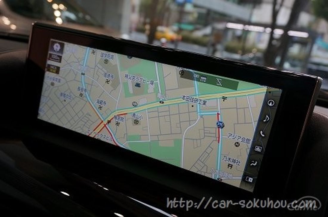 トヨタ ランクル200 2015