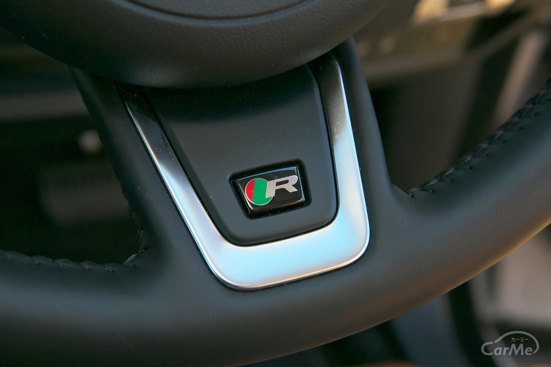 ジャガーE-PACE SE P250