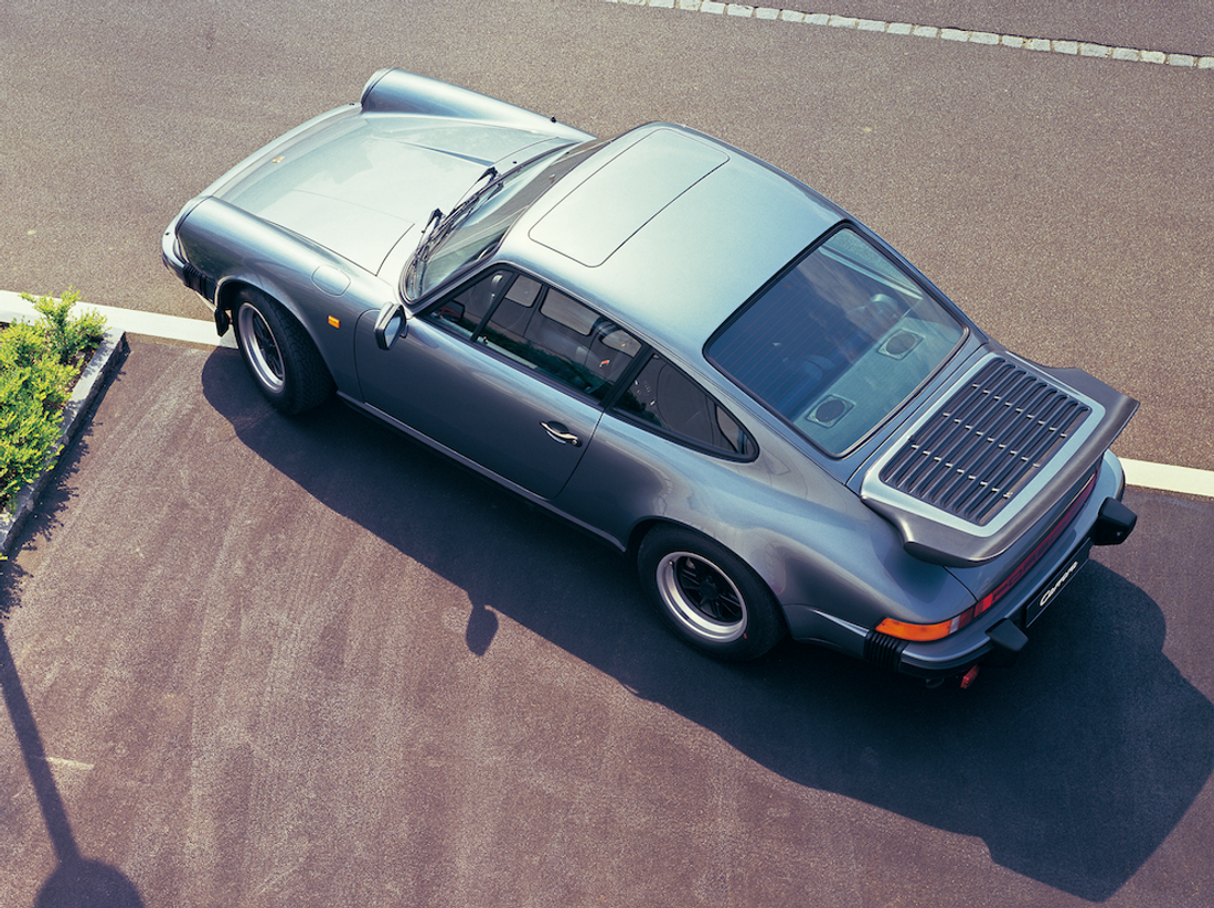 アヘッド ポルシェ 911カレラ