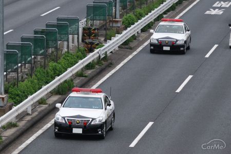バブル期の社会問題 首都高の ルーレット族 とは一体何だったのか 車ニュース 中古車情報 中古車検索なら 車選びドットコム 車選び Com