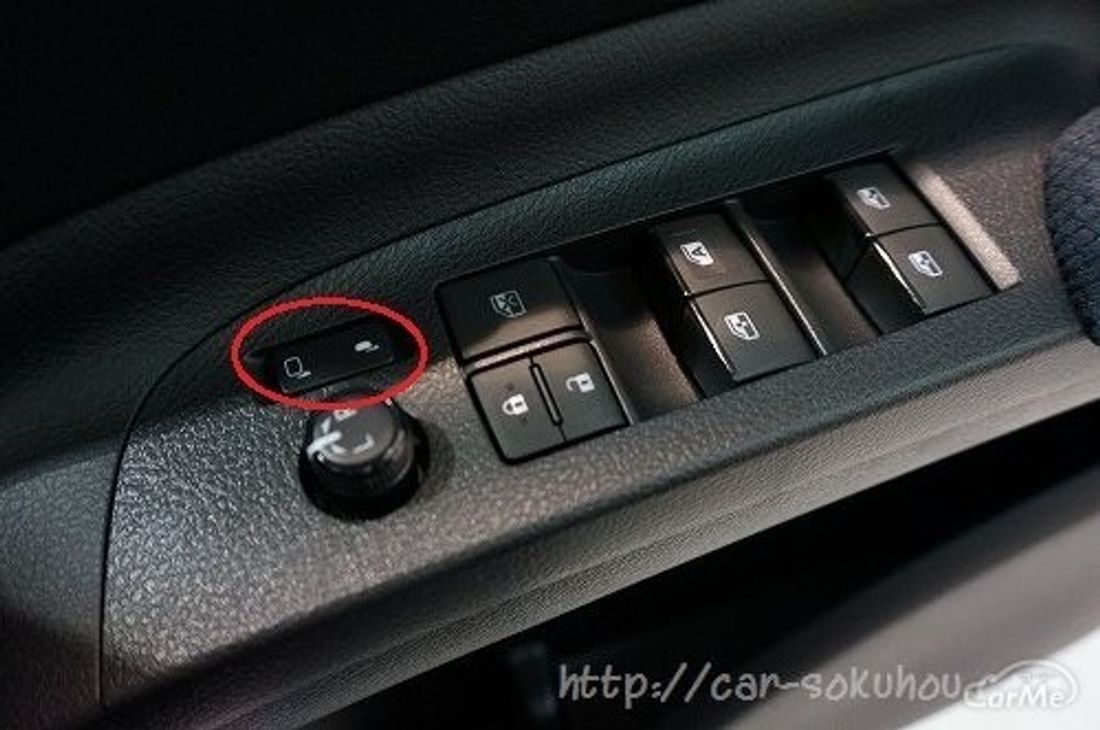 トヨタ シエンタ 2015