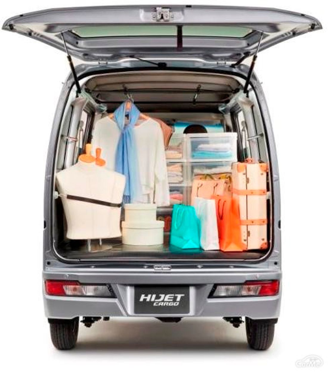 ダイハツ 10代目ハイゼットカーゴ 3bd S321v 5bd S321v 3bd S321w 3bd S331v 5bd S331v 3bd S331w型 の乗り心地 はいかにの写真 1枚目