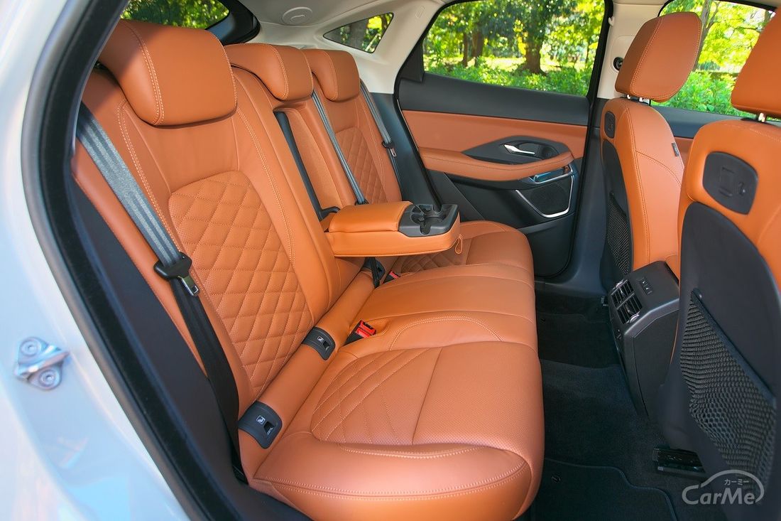 ジャガーE-PACE SE P250