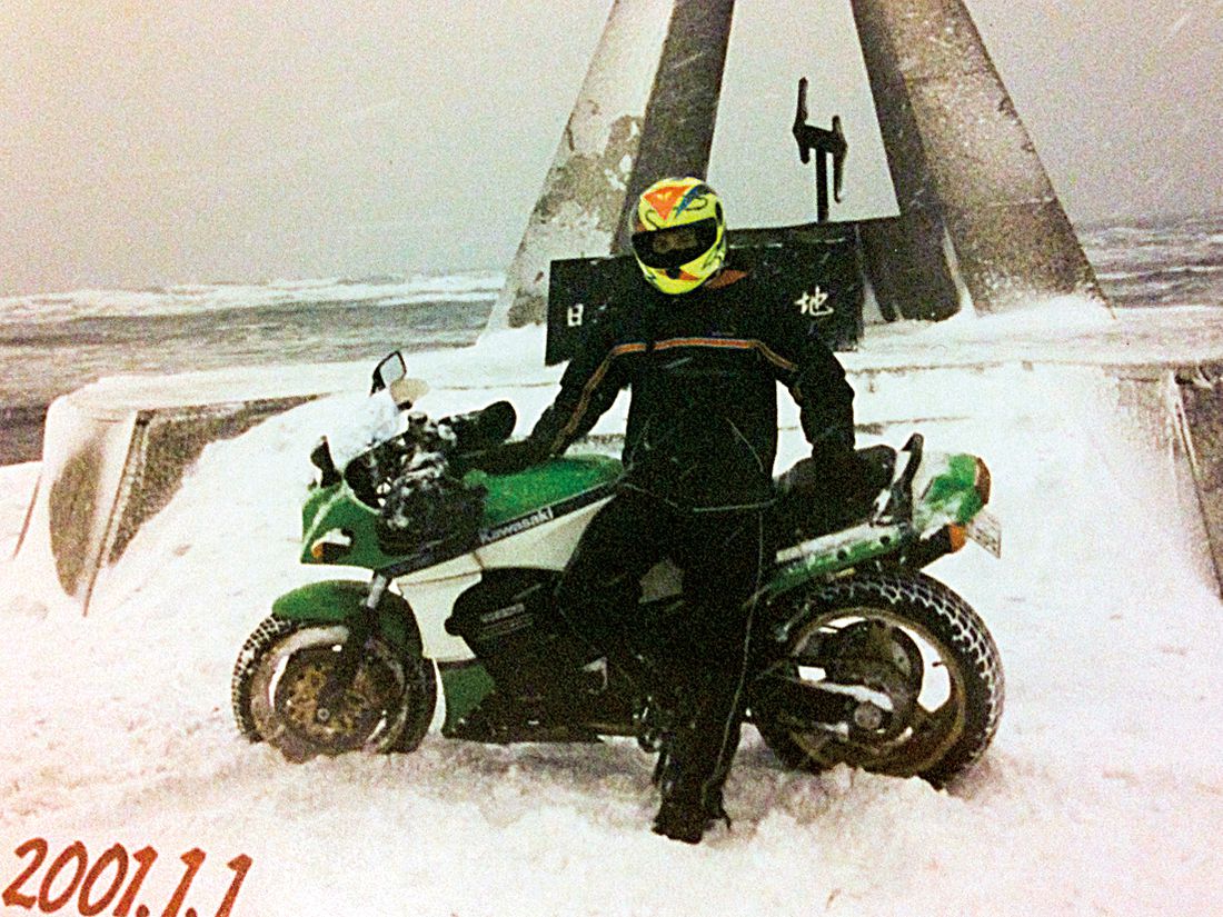 アヘッド KAWASAKI GPZ900R