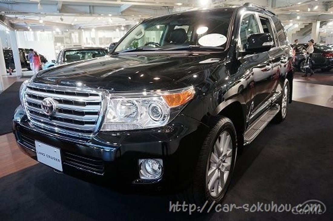 トヨタ ランクル200 2015