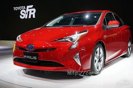 トヨタ プリウス 2015