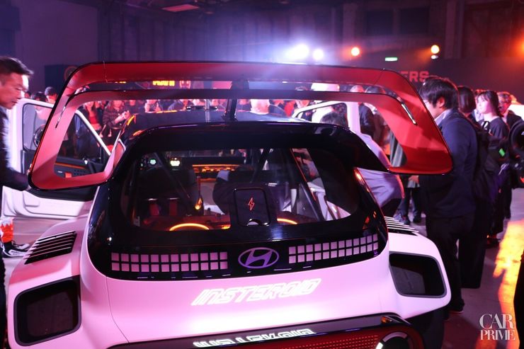 INSTEROID Night by Hyundai