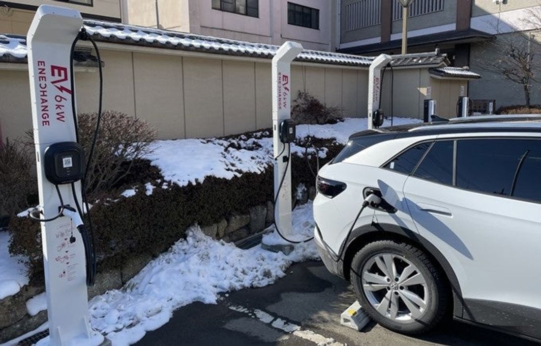 エネチェンジ、宮城県秋保温泉の宿泊施設3軒にEV充電器9基を設置、6kWへのアップグレードで宿泊客の利便性向上へ