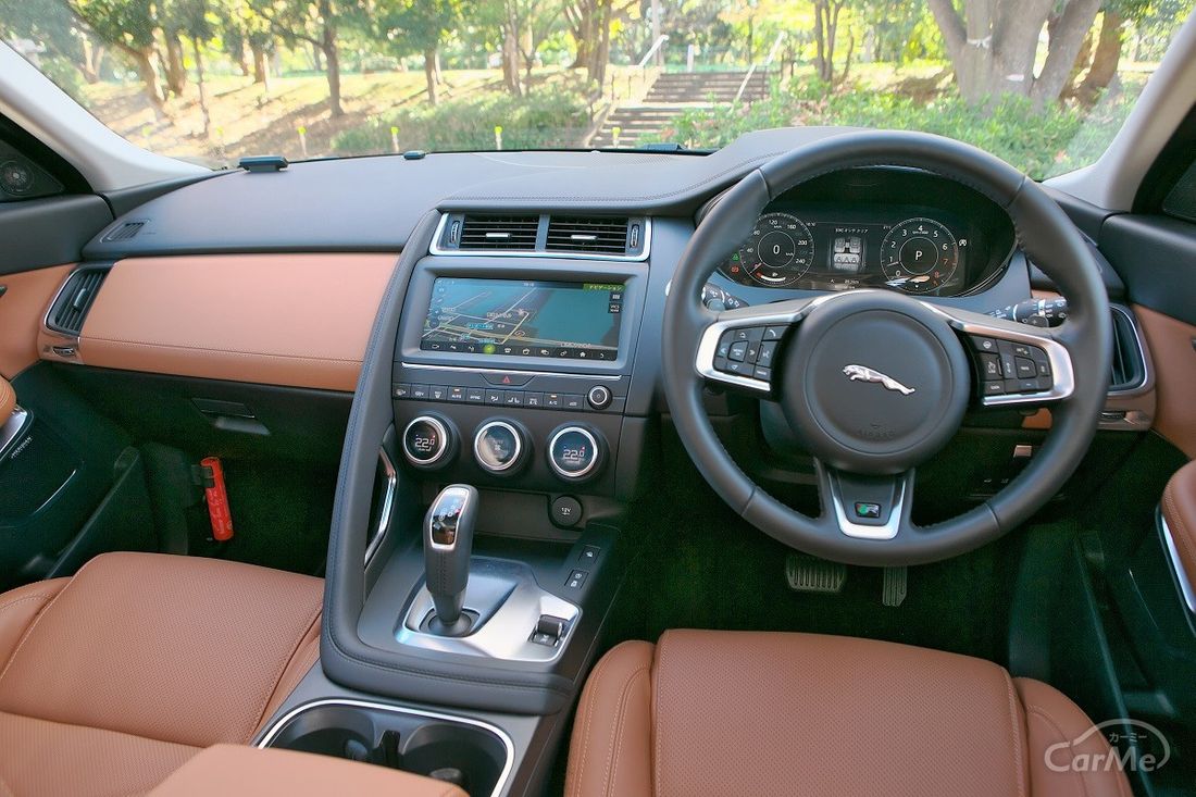 ジャガーE-PACE SE P250