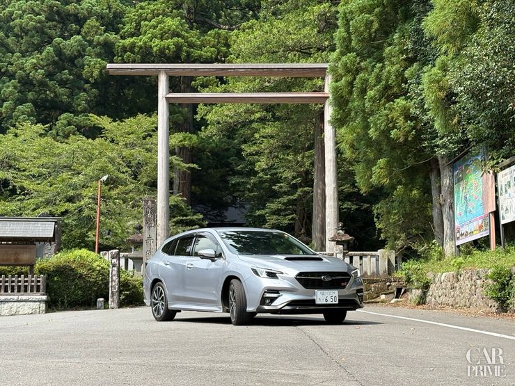 SUBARUレヴォーグ