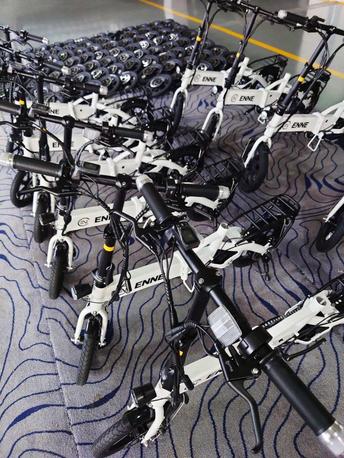 お客様の声にお応えして、発電機付き特定原付 ENNE T250フォトコンテスト締切を延長します! 入賞すると豪華景品を…