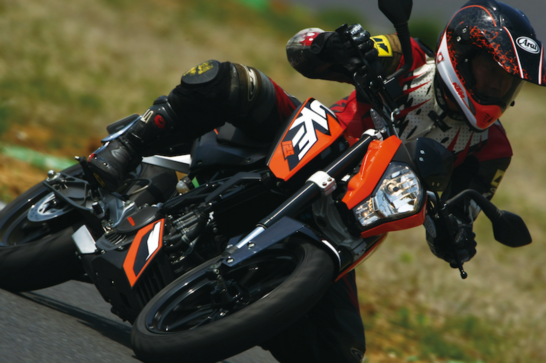アヘッド KTM 125DUKE