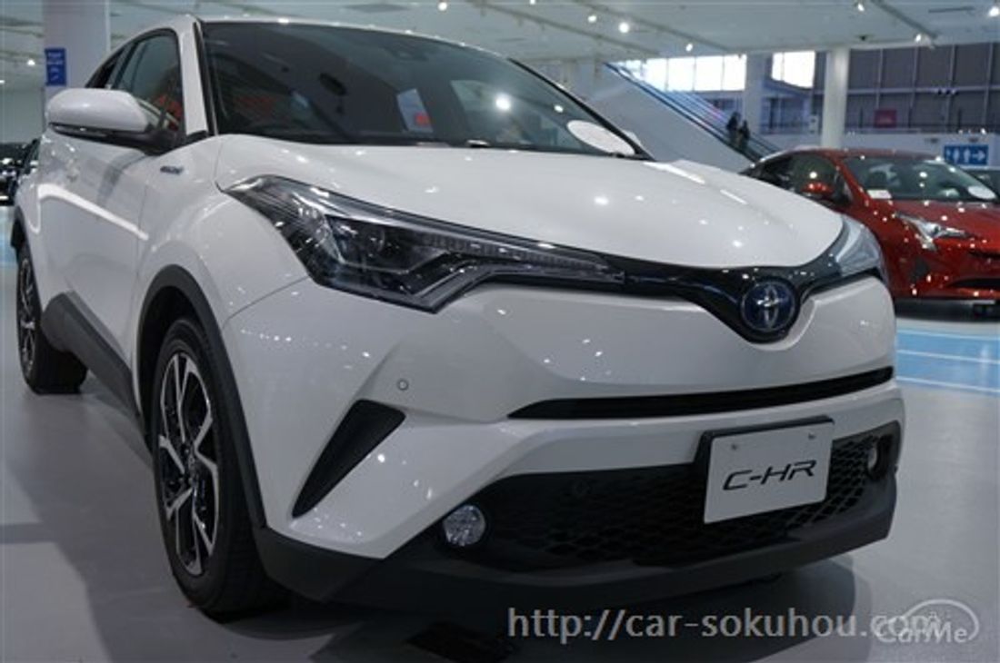 トヨタ C-HR 2017