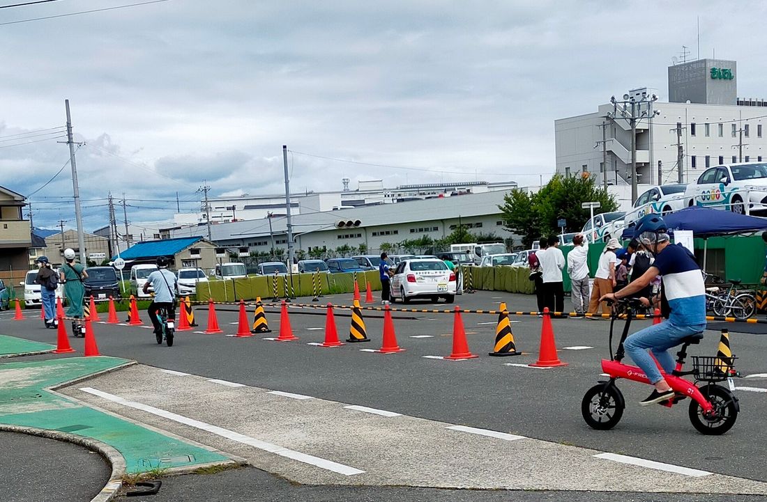 「第28回KORIワンデースクール」で特定小型原動機付自転車の試乗会を開催