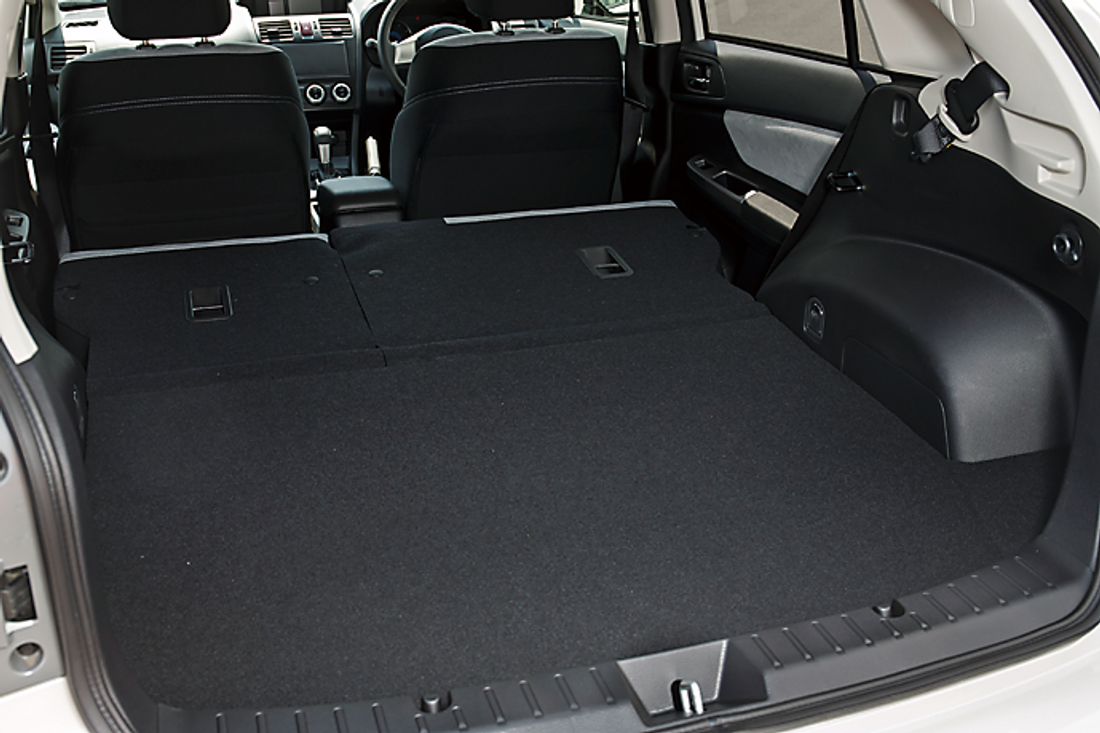 アヘッド SUBARU XV HYBRID