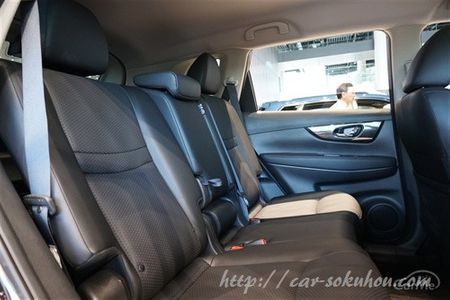 新型エクストレイルのガソリン車の後部座席レビュー 使い勝手が良くなった 車ニュース 中古車情報 中古車検索なら 車選びドットコム 車選び Com