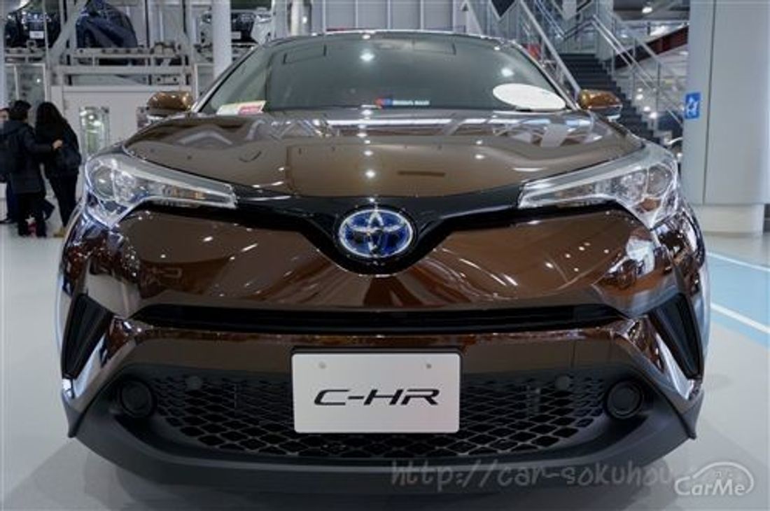 トヨタ C-HR 2017