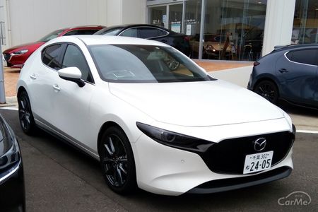 マツダ 初代MAZDA3 ファストバック