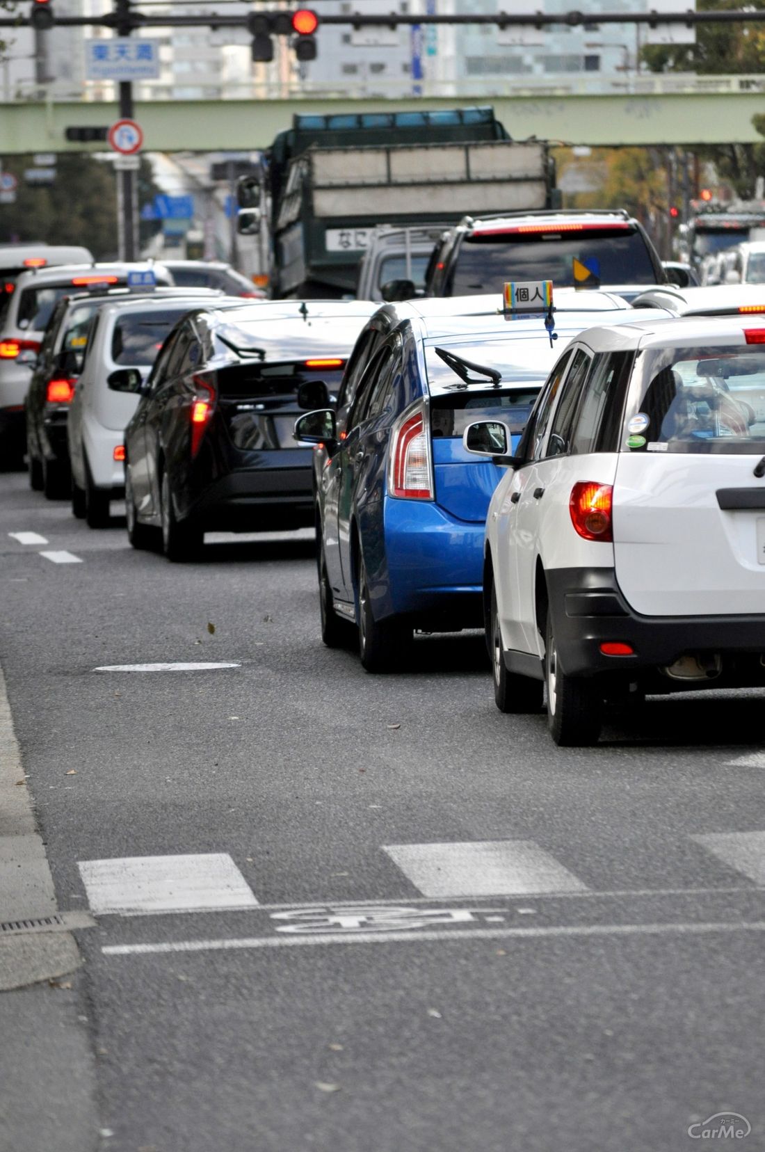 バスはなんで信号待ちのときに エンジンを止めるの 車ニュース 中古車情報 中古車検索なら 車選びドットコム 車選び Com