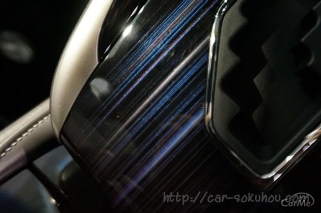 トヨタ ハリアー スタイルアッシュ 2016