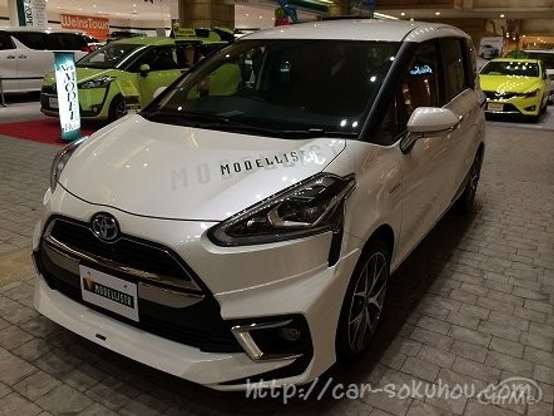 トヨタ シエンタ 2015