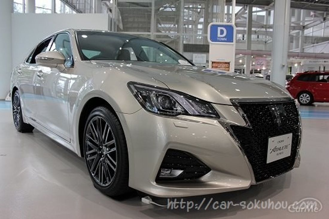 トヨタ クラウンアスリート 2015