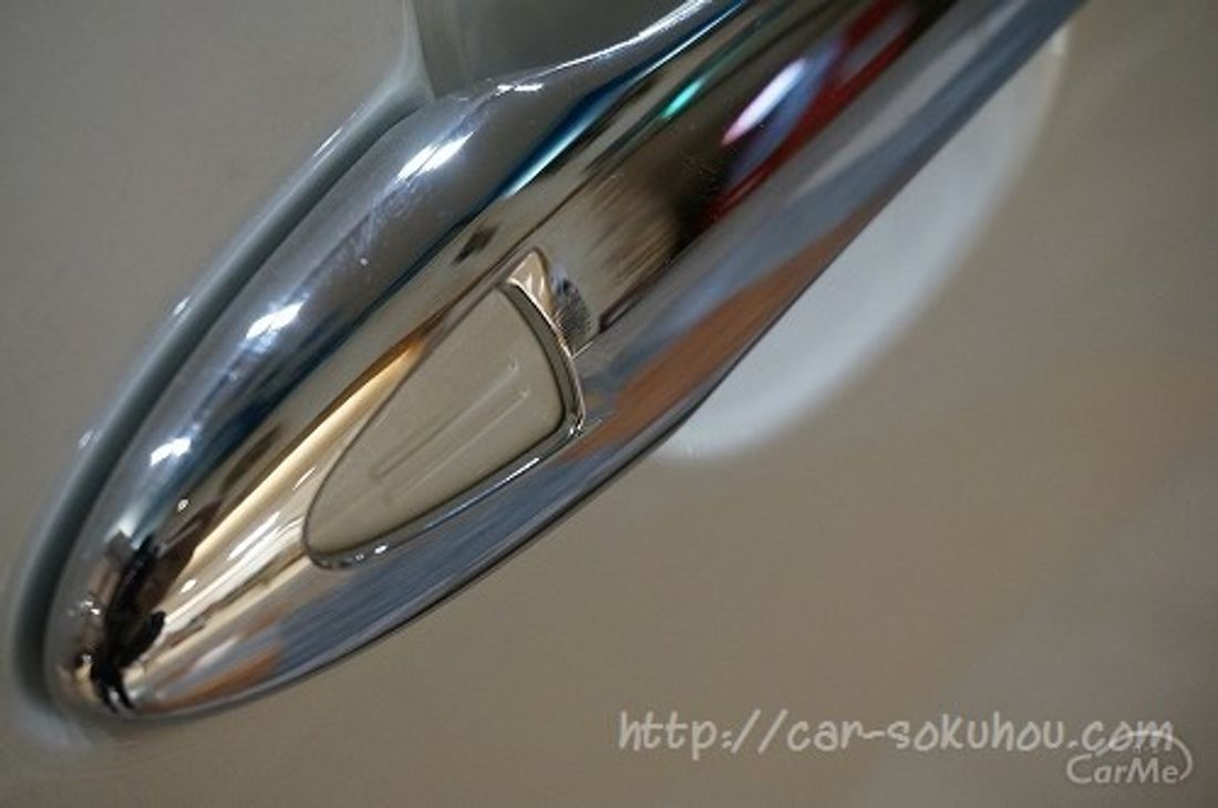 トヨタ プリウス 2015