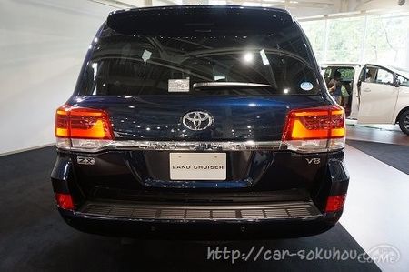 画像大量 モデルチェンジ後のランクル0の実車 遂に見れた 車ニュース 中古車情報 中古車検索なら 車選びドットコム 車選び Com