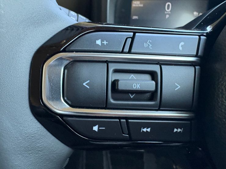 スズキ クロスビー