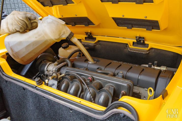 エンジンオイル