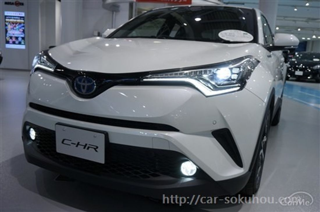 トヨタ C-HR 2017