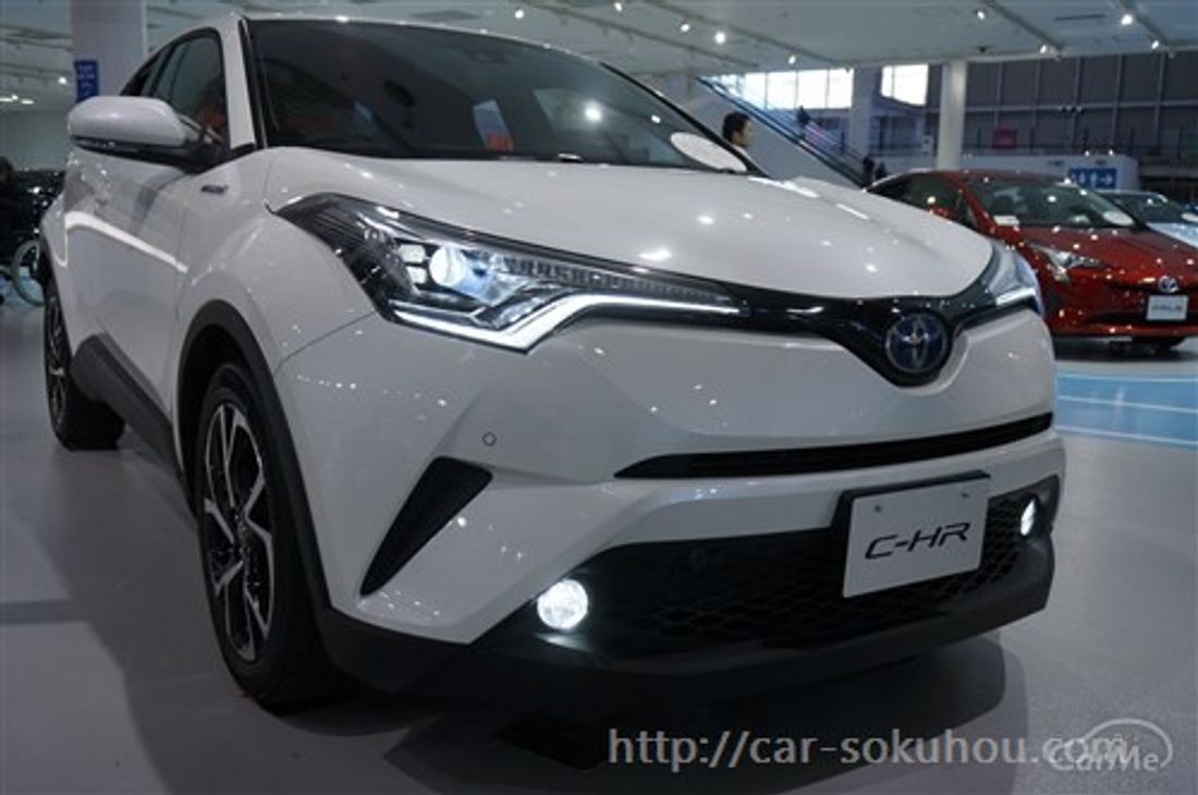 トヨタ C-HR  2017